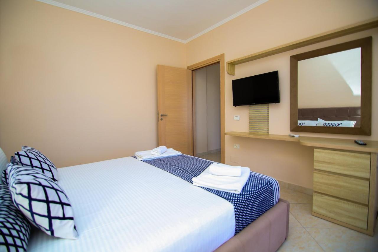 Bel Ami Suita Hotel Orikum Zewnętrze zdjęcie